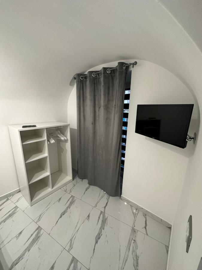 Mavy House Napoli Apartment Bagian luar foto