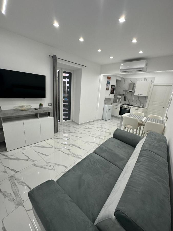 Mavy House Napoli Apartment Bagian luar foto